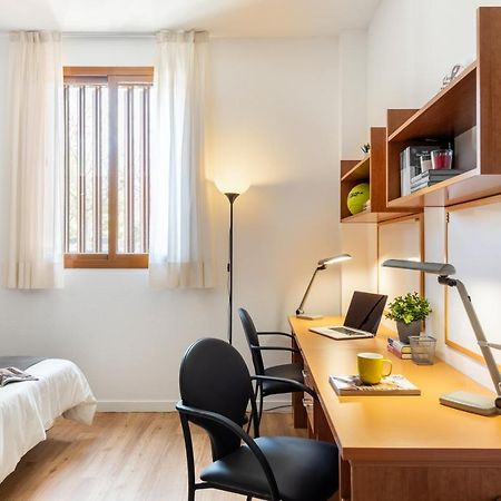 Micampus Bormujos Student Residence Екстериор снимка